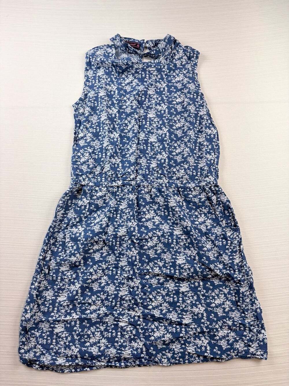 Crissa Women Blue White Floral Sleeveless Dress Size M